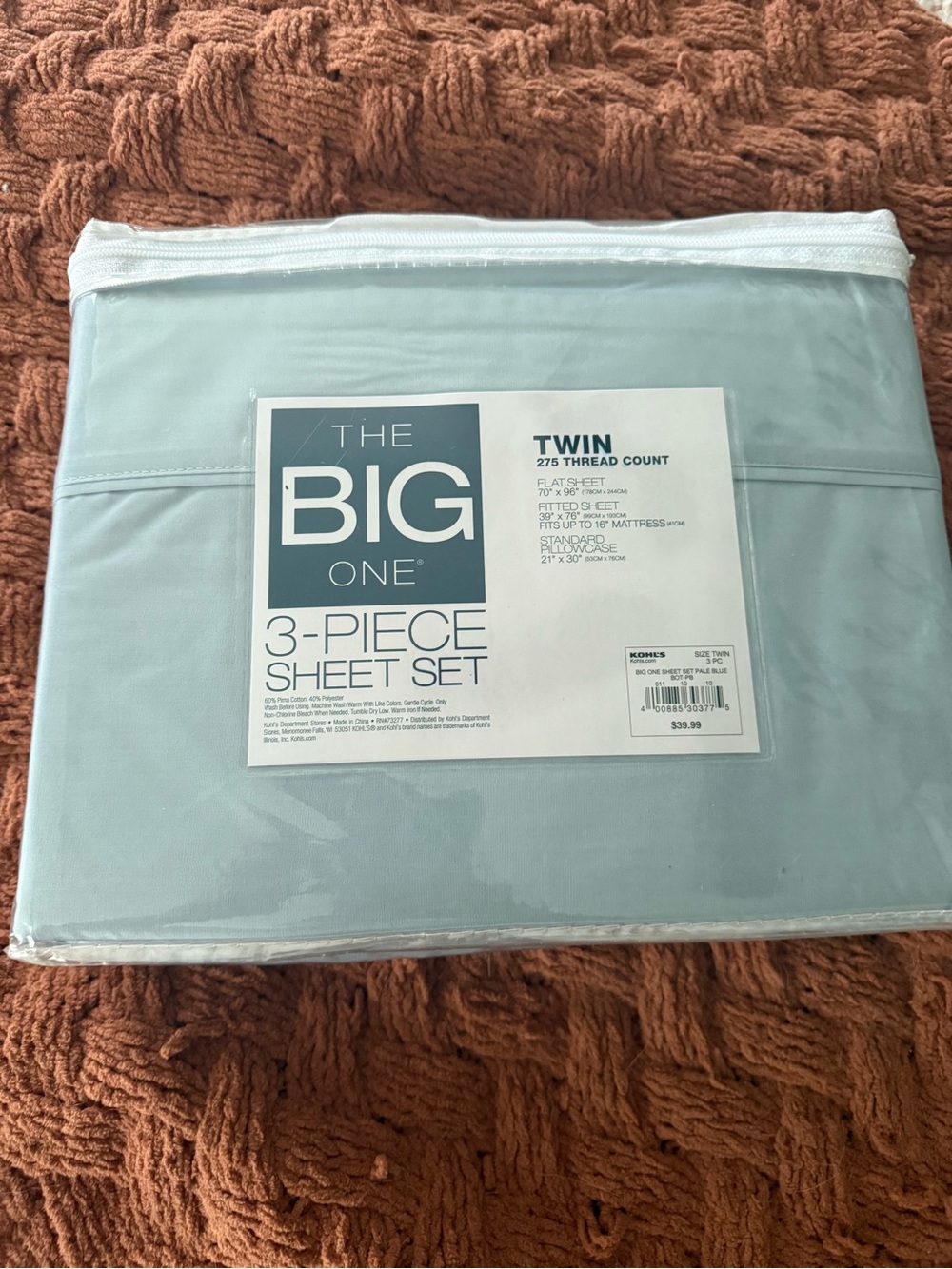 The Big One 3-Piece Twin Sheet Set - Light Blue